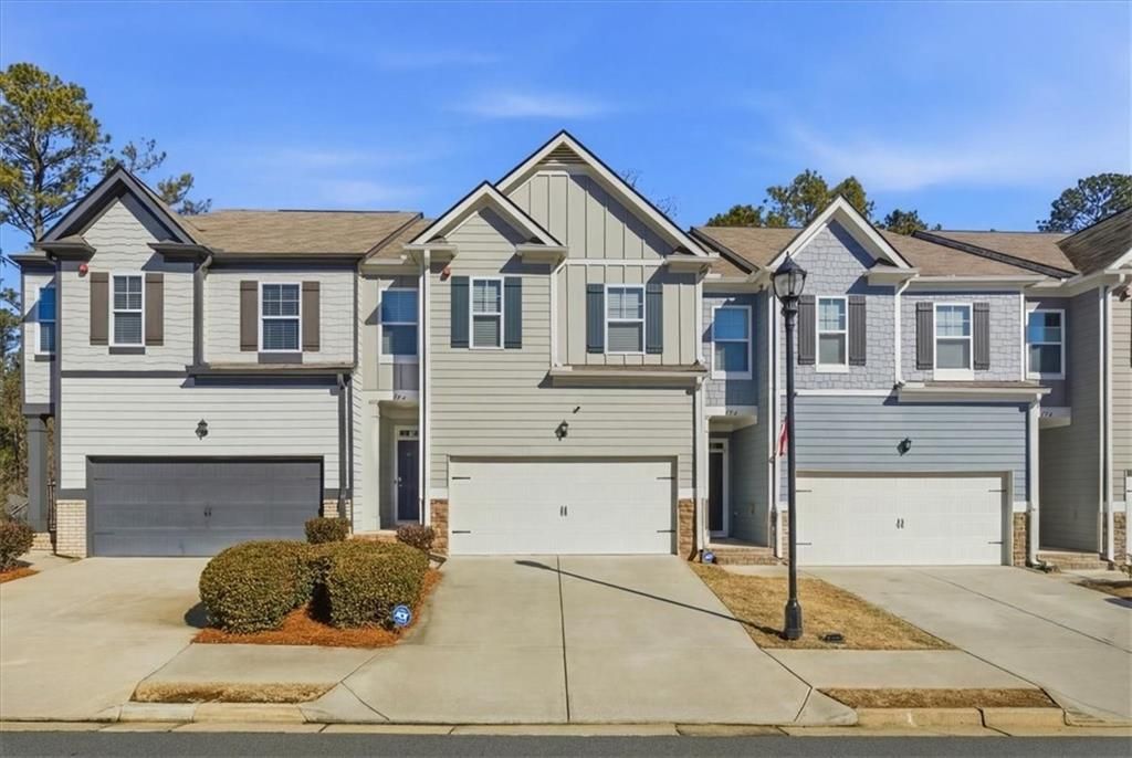 776 Woodstock Grove, Woodstock, GA 30188 Main Photo
