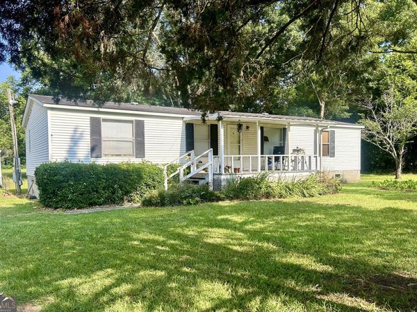 390 Peach Road, Byron, GA 31008