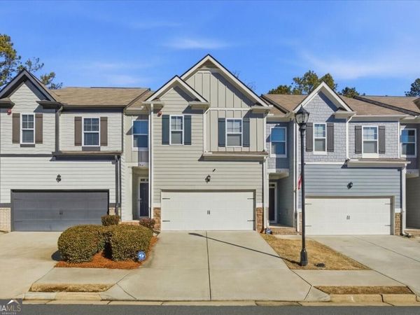 776 Woodstock Grove, Woodstock, GA 30188