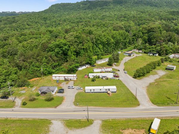 1841 Main St , Jasper, TN 37347