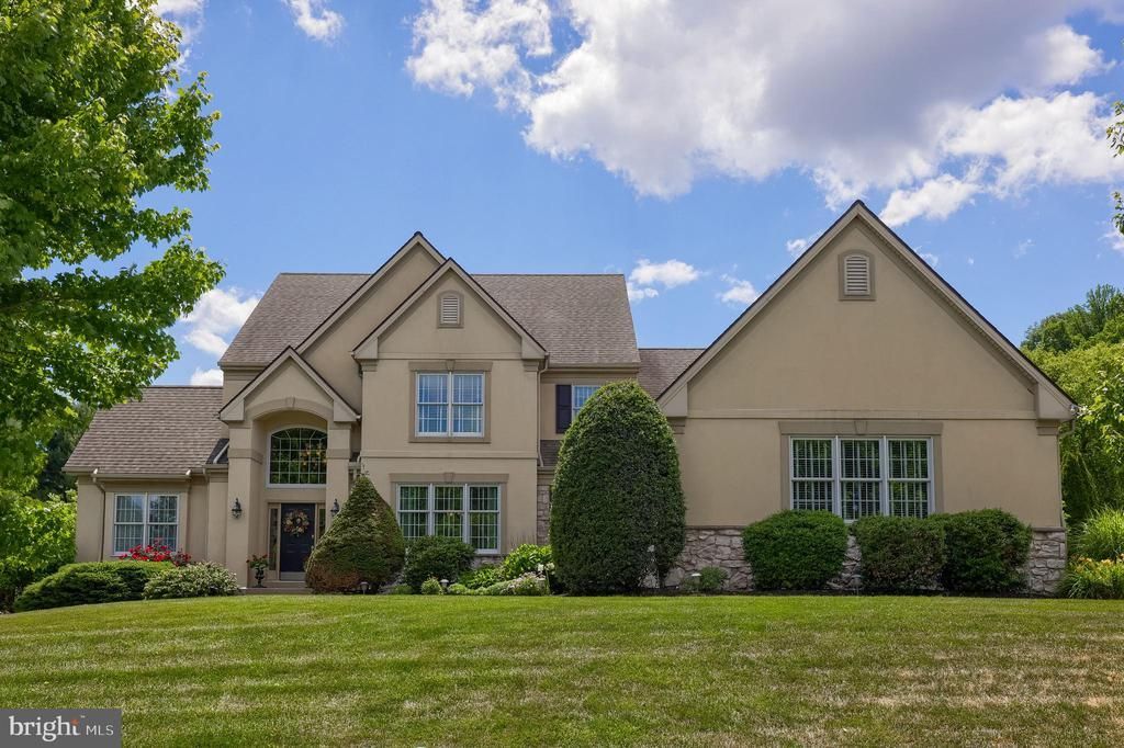1134 PERSIMMON DRIVE , LANCASTER, PA 17601
