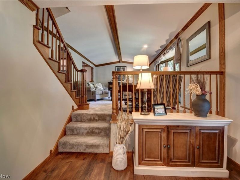 2356 Beechwood Drive NW, Dover, OH 44622 Photo 4
