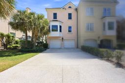 126 Summer Haven Court photo 4