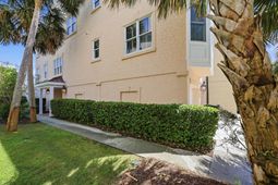 126 Summer Haven Court photo 4