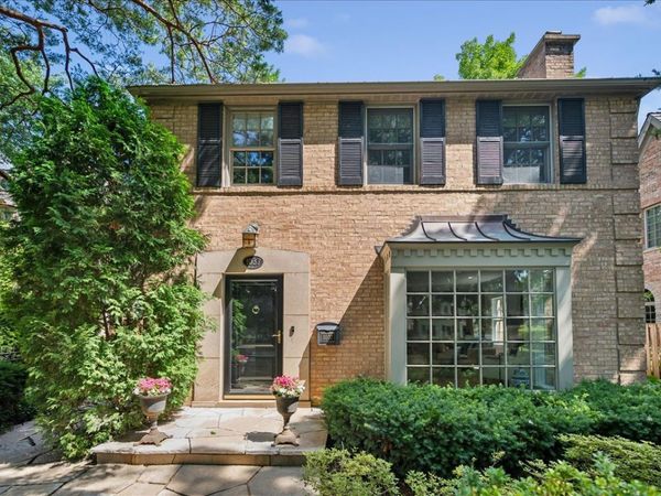 1037 Oak Street , Winnetka, IL 60093