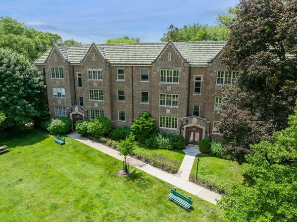 1210 Central Street, Unit 3N, Evanston, IL 60201