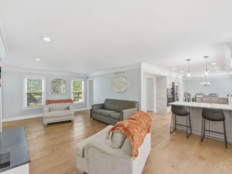 12075 Timberlake Drive, Symmes Township, OH 45249 Photo 10