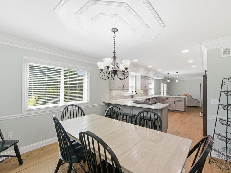 12075 Timberlake Drive, Symmes Township, OH 45249 Photo 9