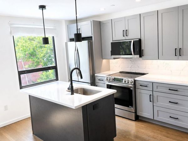 20-01 Steinway Street, Unit 3, Long Island City, NY 11105