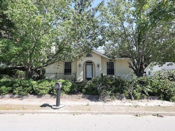 108 W Smith St. , Timmonsville, SC 29161
