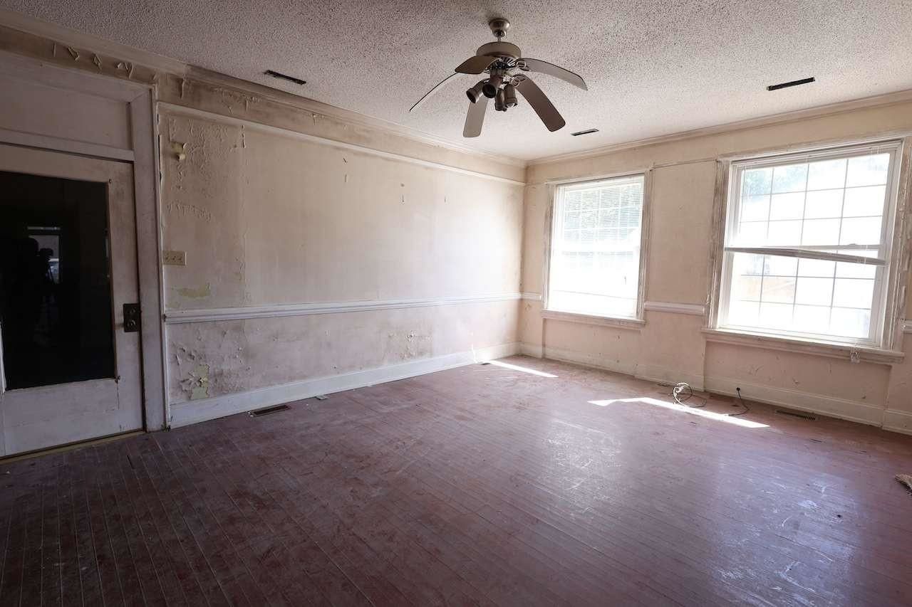 108 W Smith St.  Photo 13