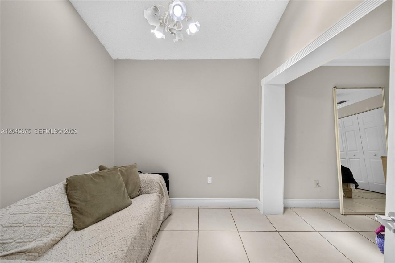 5212 SW 151st Pl, Miami, FL 33185 Photo