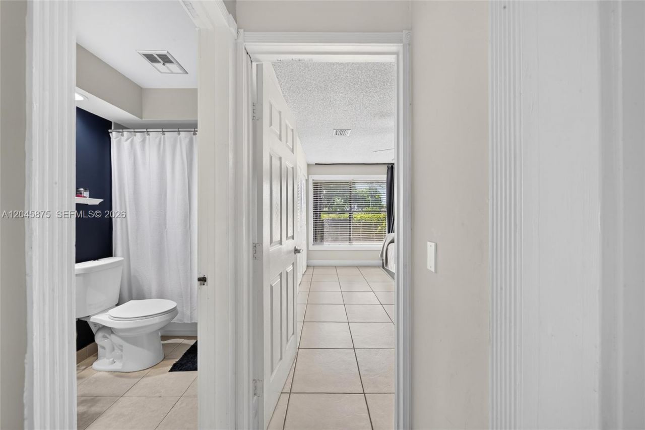 5212 SW 151st Pl, Miami, FL 33185 Photo