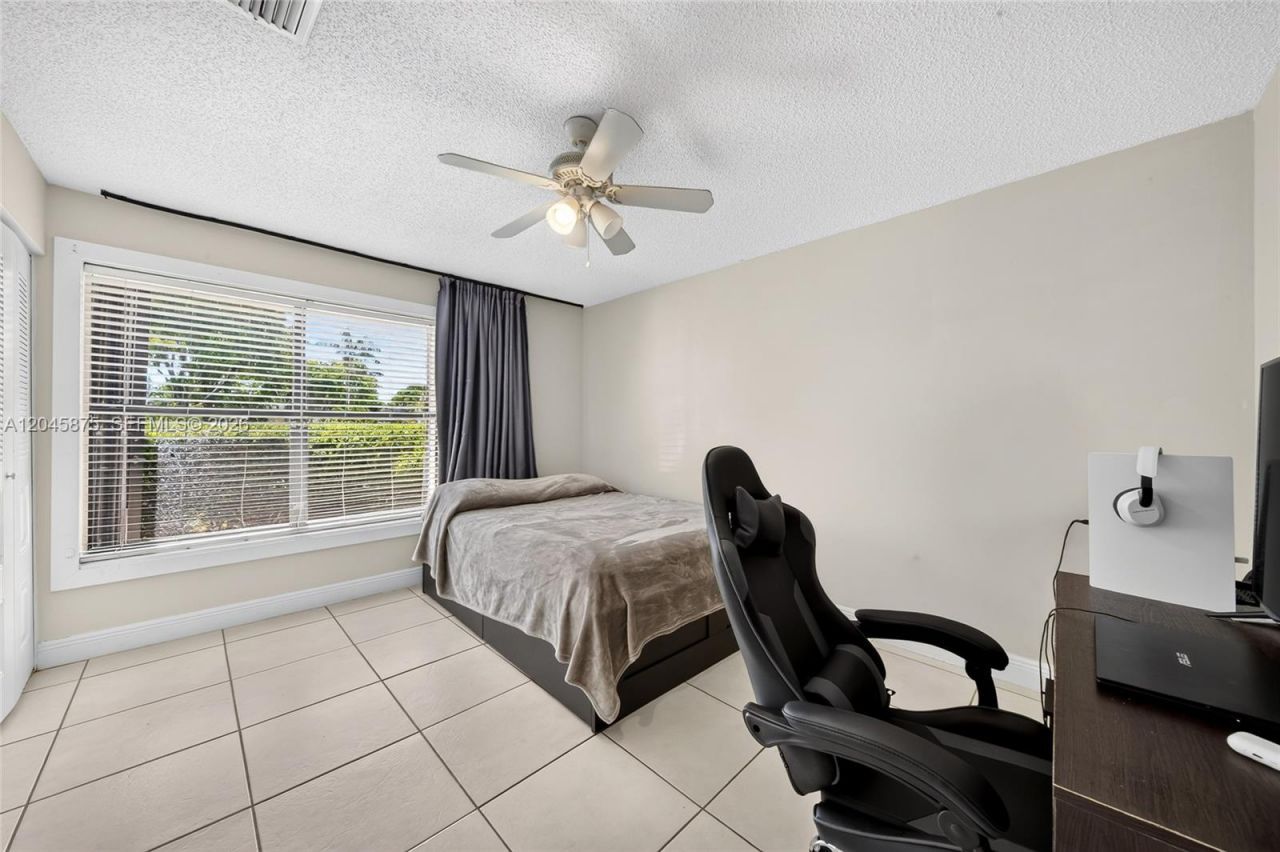 5212 SW 151st Pl, Miami, FL 33185 Photo