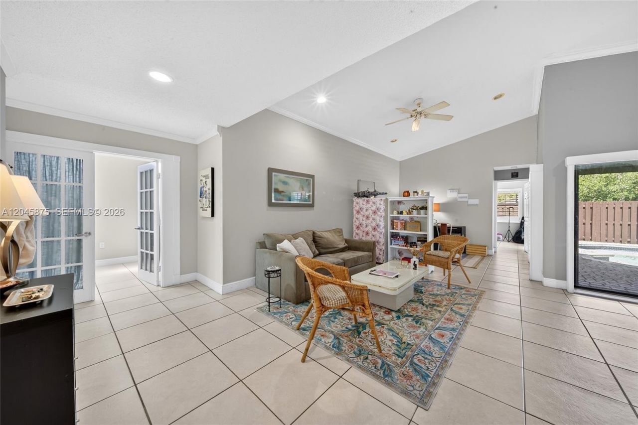 5212 SW 151st Pl, Miami, FL 33185 Photo