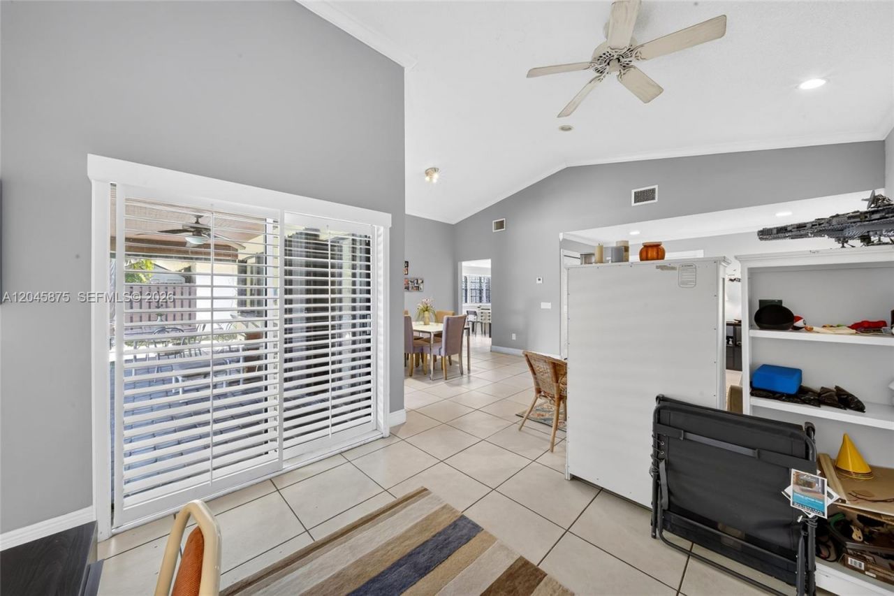 5212 SW 151st Pl, Miami, FL 33185 Photo
