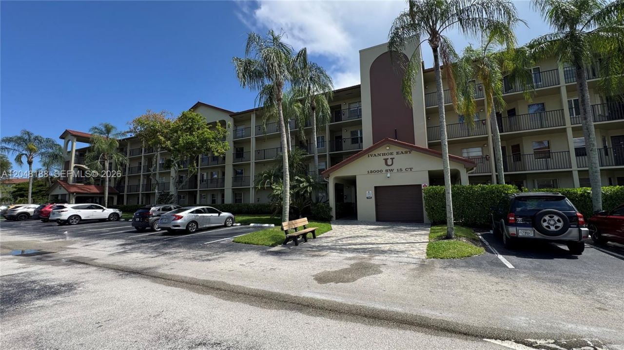 13000 SW 15th Ct , Unit 209U, Pembroke Pines, FL 33027 Photo