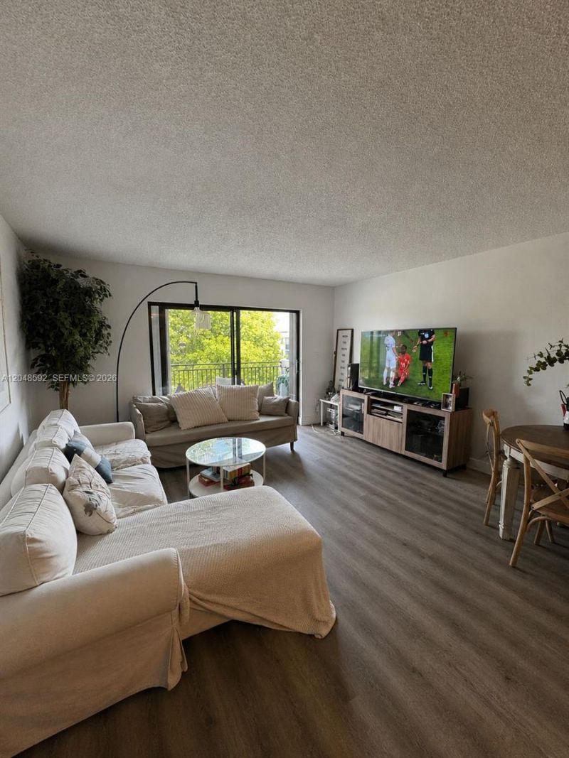 16171 Blatt Blvd , Unit 412, Weston, FL 33326 Photo
