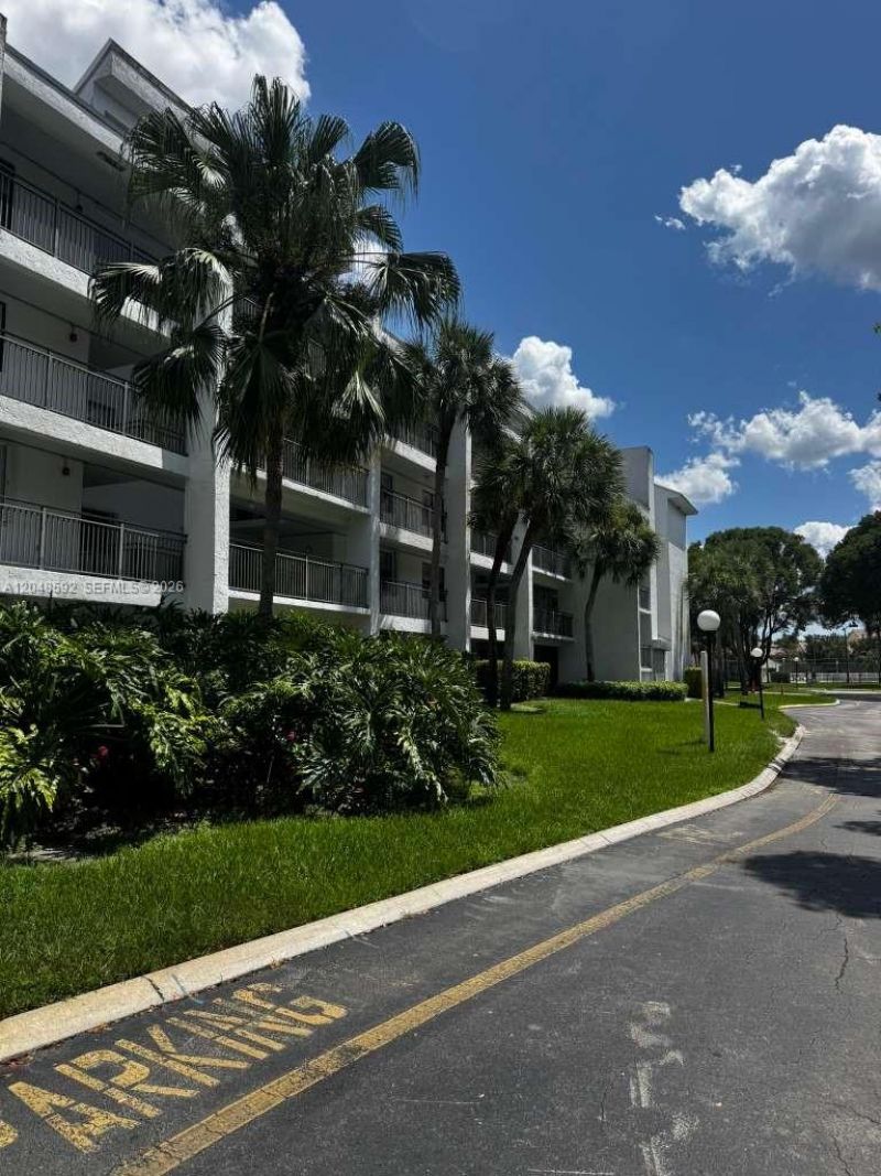 16171 Blatt Blvd , Unit 412, Weston, FL 33326 Photo
