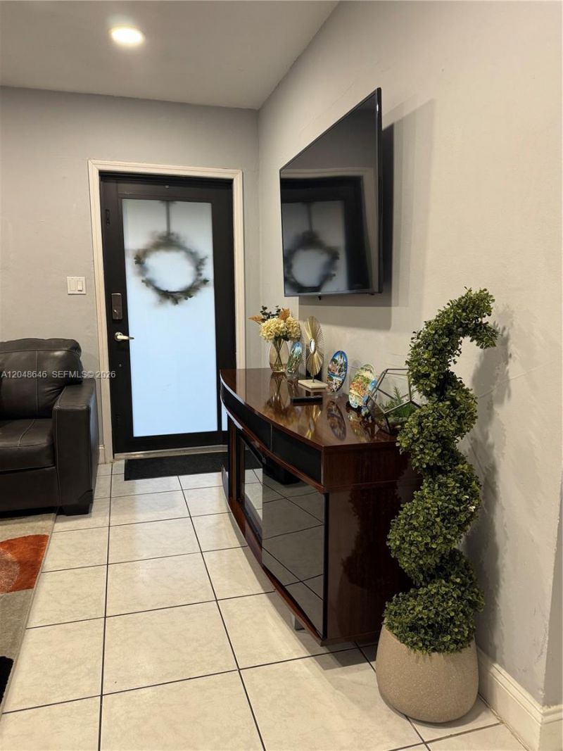 8310 SW 37th St , Miami, FL 33155 Photo