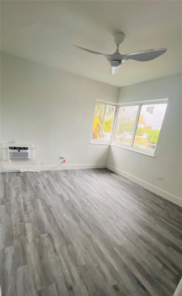 2045 Calais Dr , Unit 8, Miami Beach, FL 33141 Photo