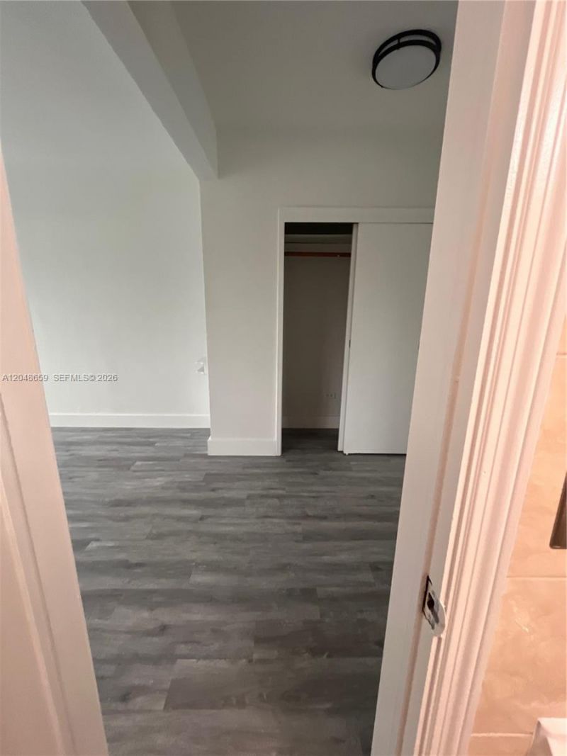 2045 Calais Dr , Unit 8, Miami Beach, FL 33141 Photo