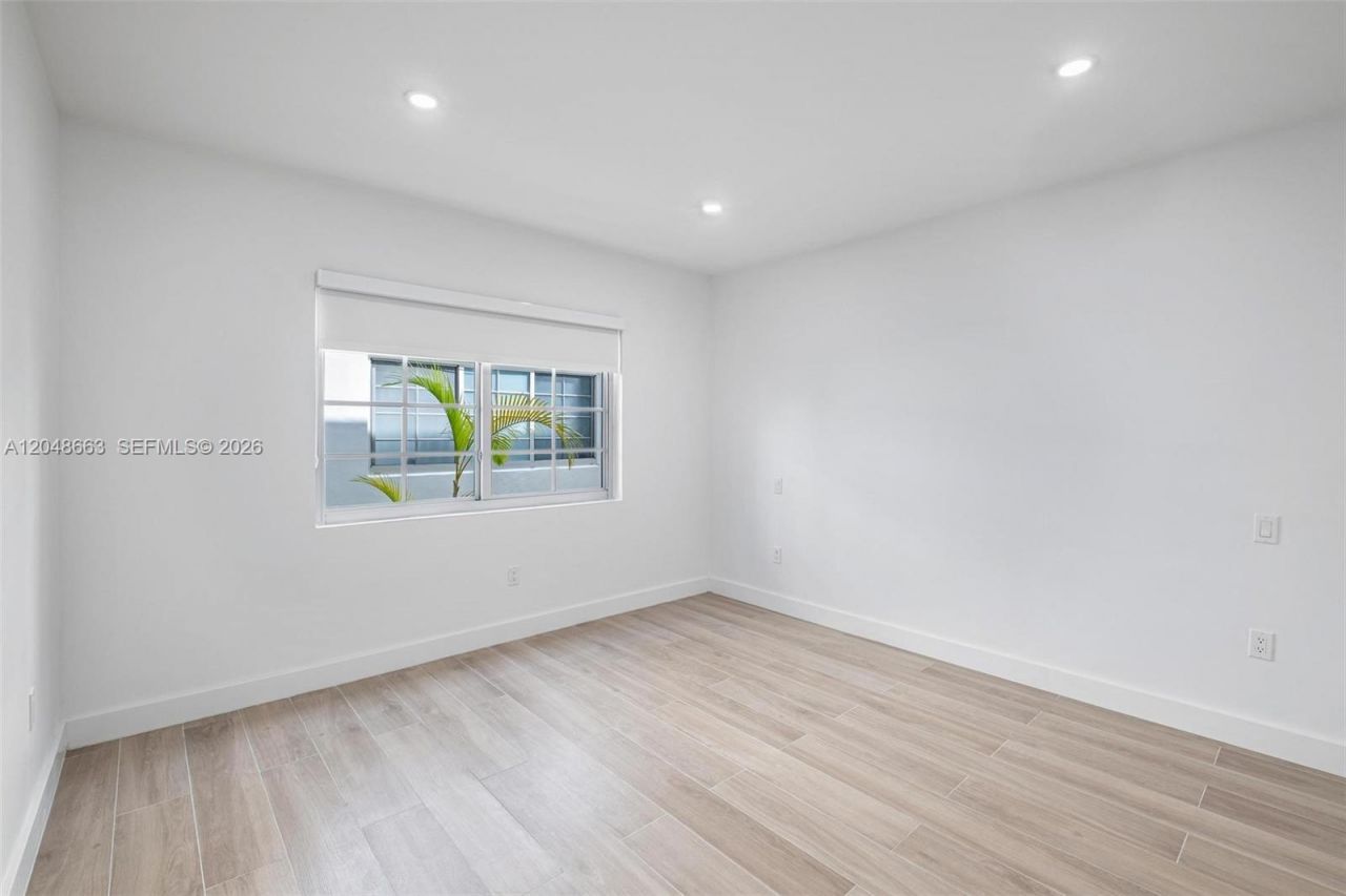 1610 Michigan Ave , Unit 2, Miami Beach, FL 33139 Photo