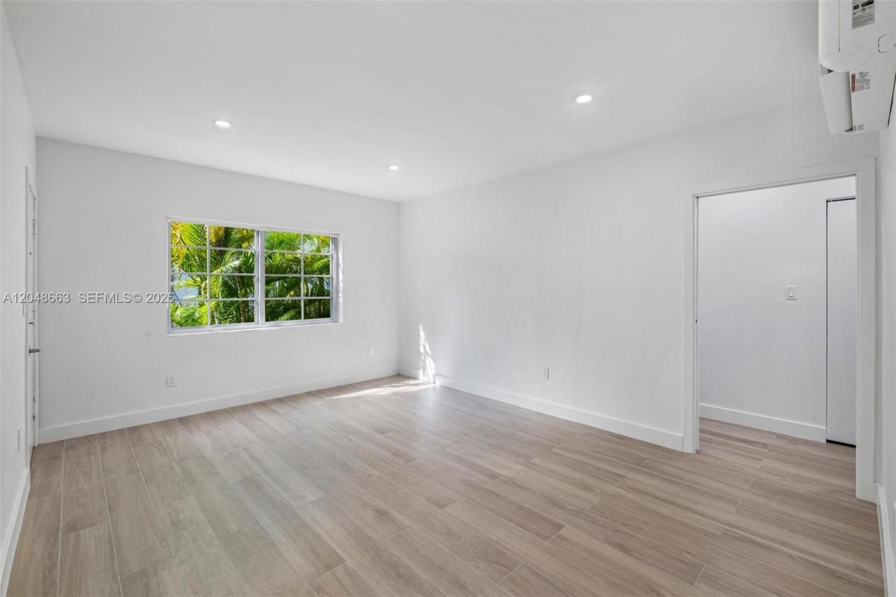 1610 Michigan Ave , Unit 2, Miami Beach, FL 33139 Photo