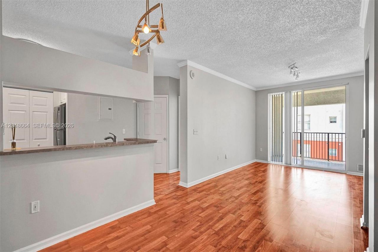 17150 N Bay Rd , Unit 2802, Sunny Isles Beach, FL 33160 Photo