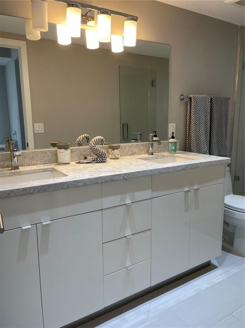 2500 Parkview Dr , Unit 1405, Hallandale Beach, FL 33009 Photo