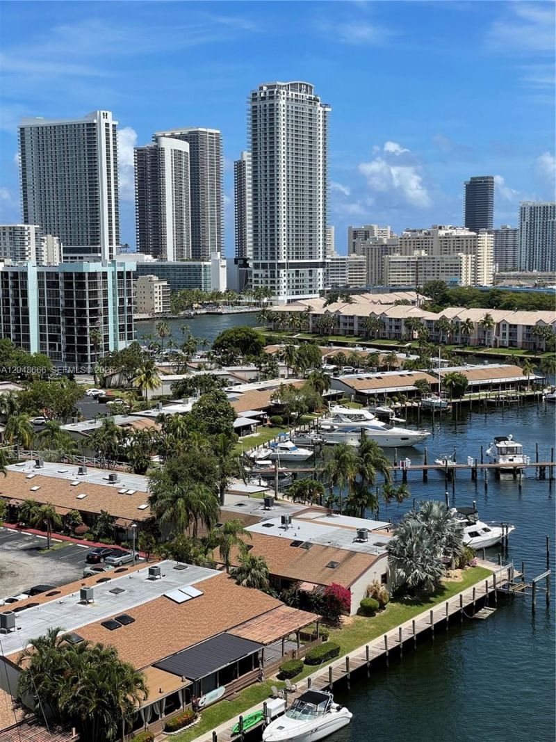 2500 Parkview Dr , Unit 1405, Hallandale Beach, FL 33009 Photo