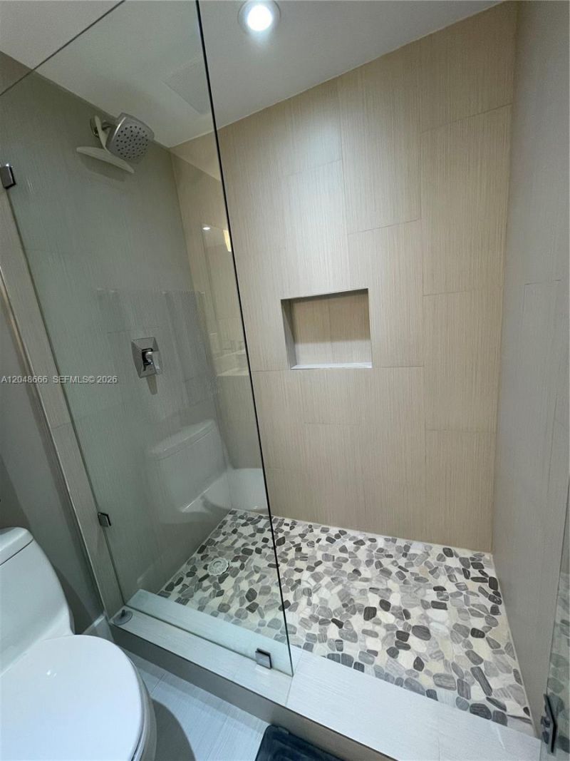 2500 Parkview Dr , Unit 1405, Hallandale Beach, FL 33009 Photo