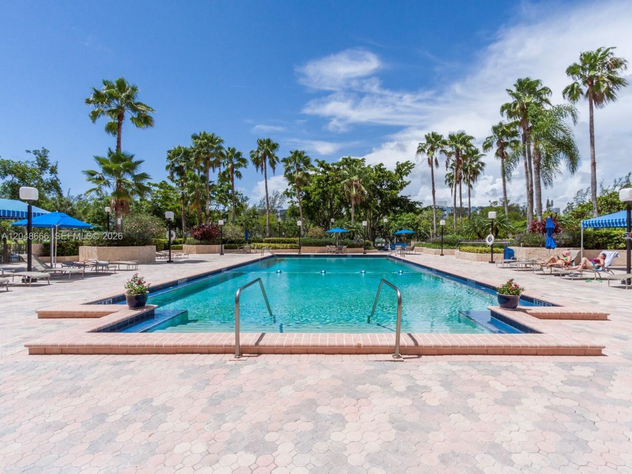2500 Parkview Dr , Unit 1405, Hallandale Beach, FL 33009 Photo