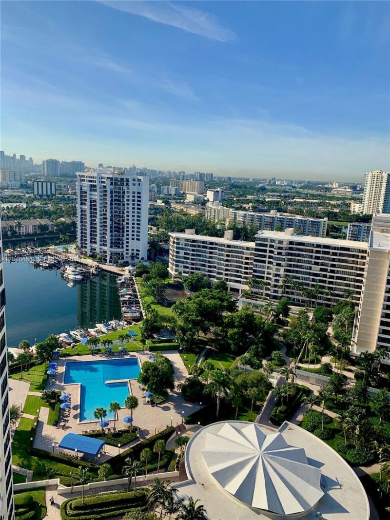 2500 Parkview Dr , Unit 1405, Hallandale Beach, FL 33009 Photo