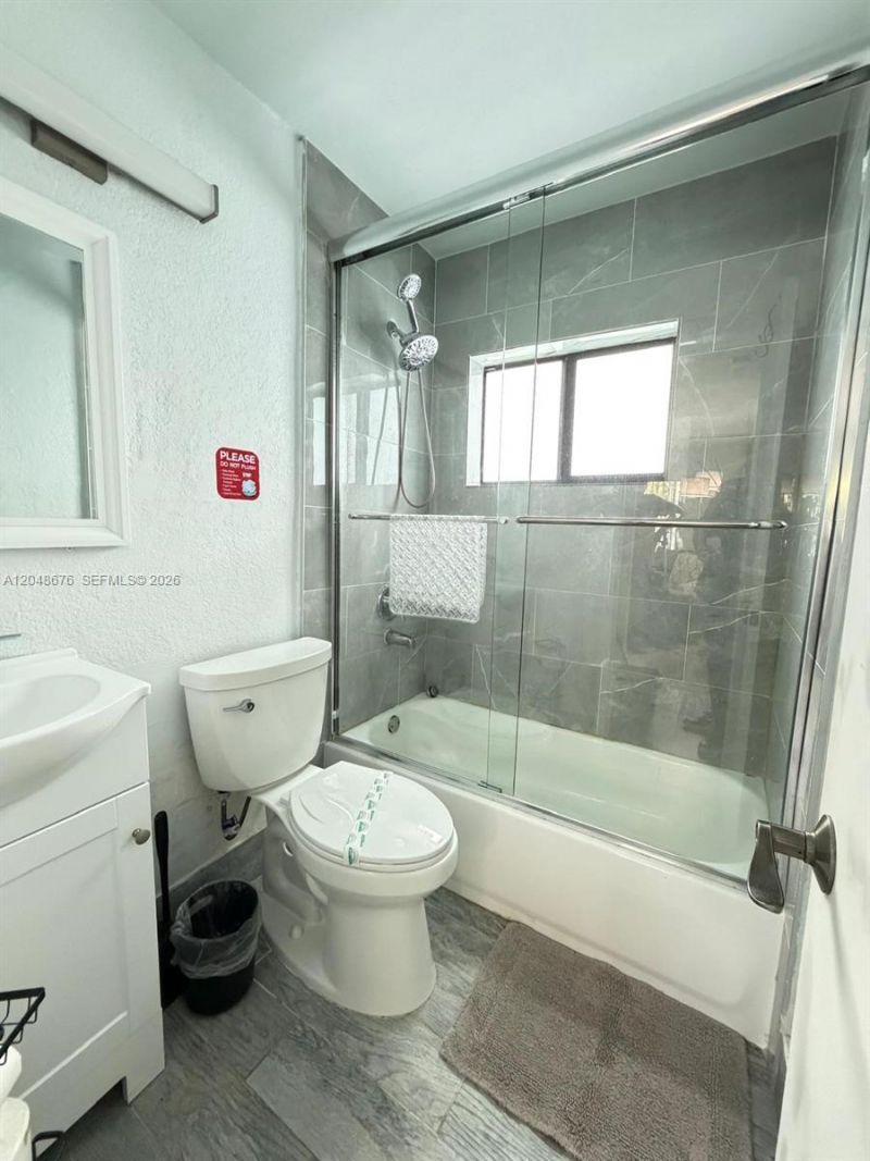 3360 NE 12th Ter, Pompano Beach, FL 33064 Photo