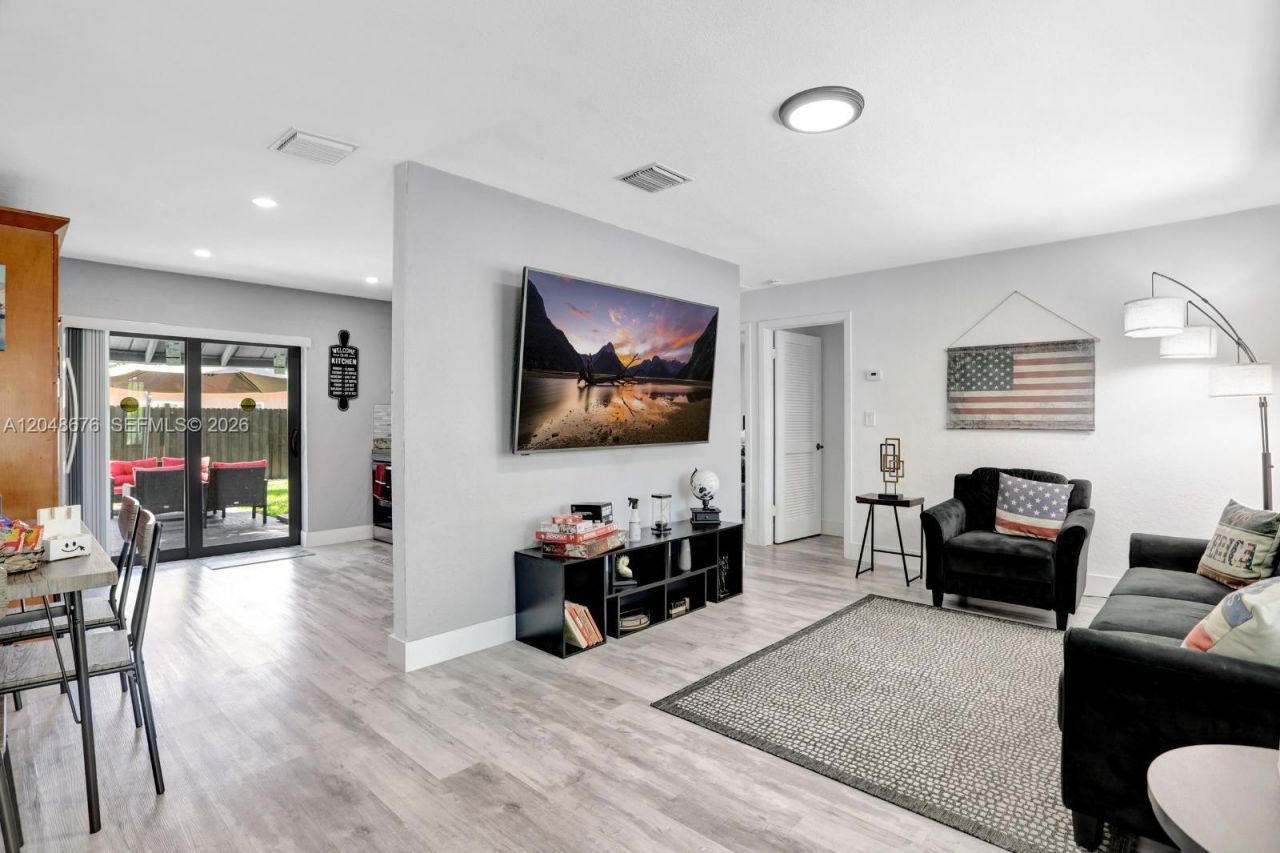 3360 NE 12th Ter, Pompano Beach, FL 33064 Photo