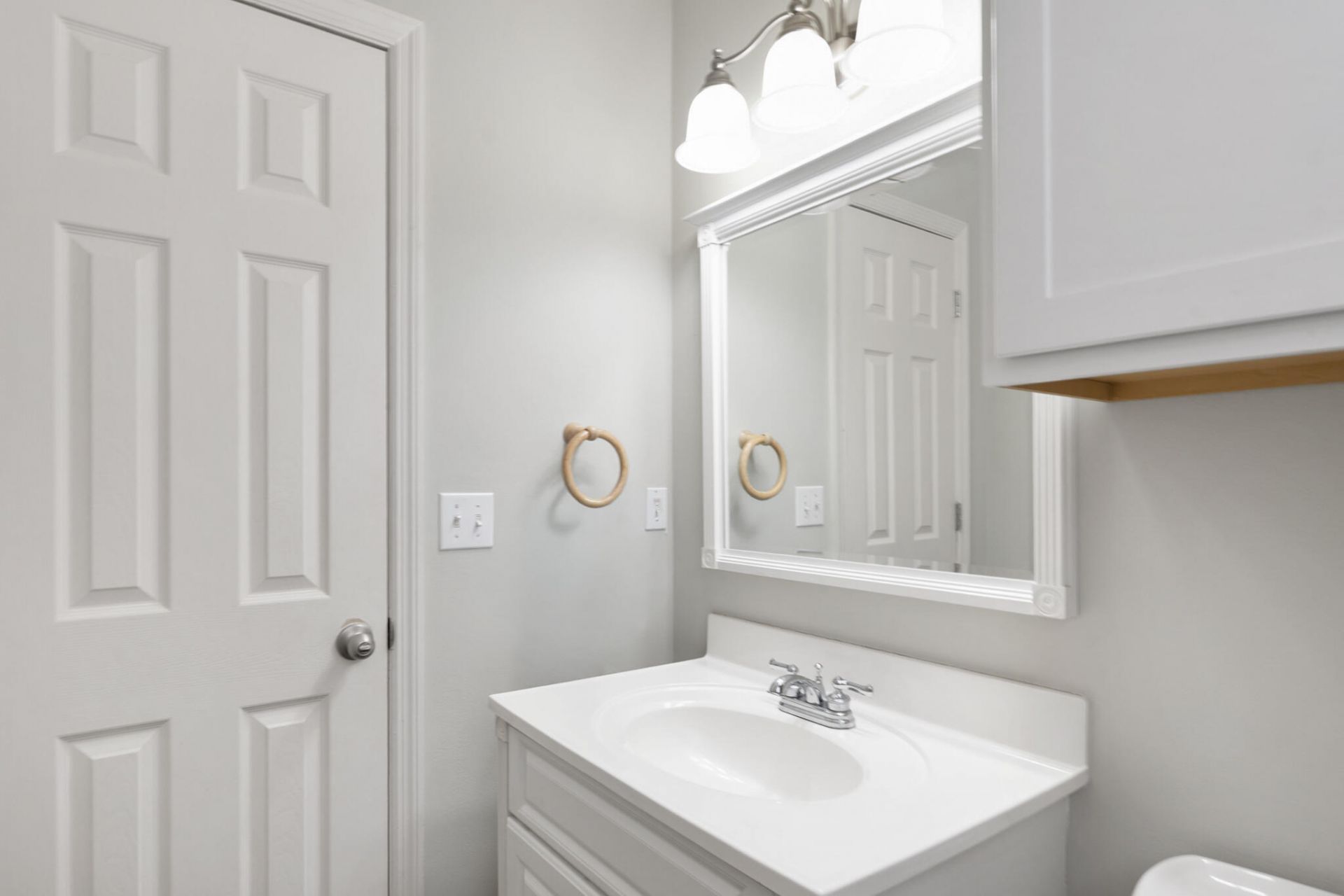 305 Northam Court Photo 13