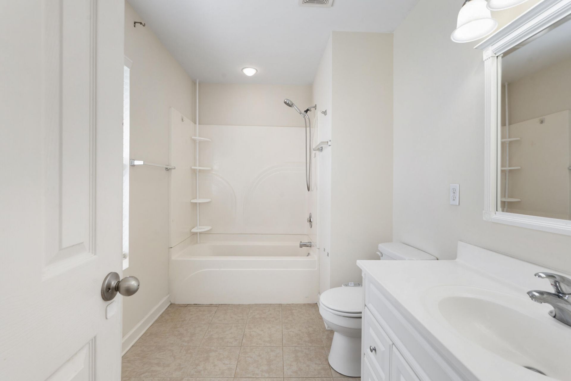 305 Northam Court Photo 23