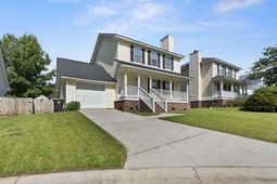 305 Northam Court photo 4
