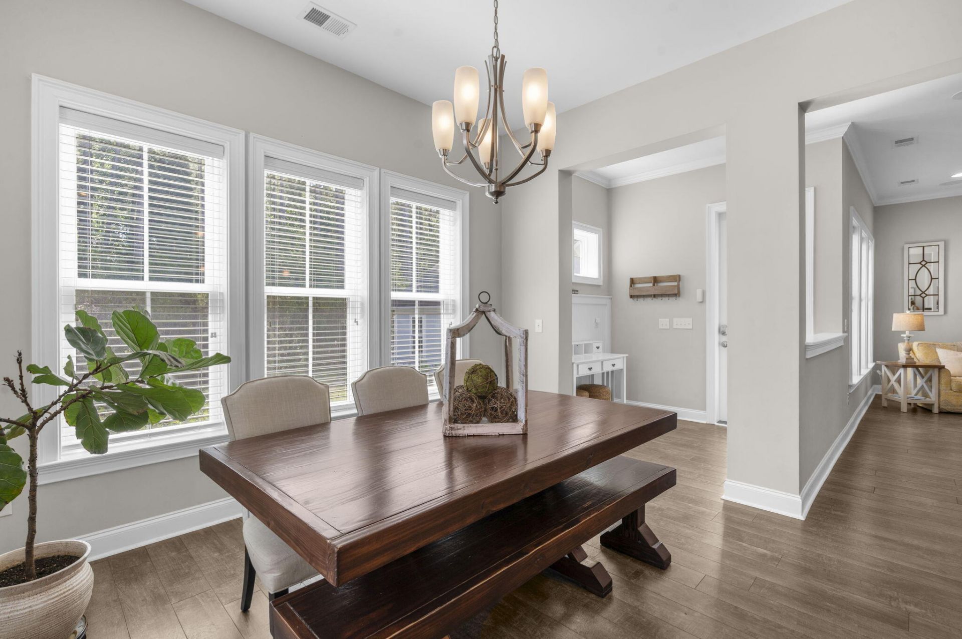 3728 Abercrombie Court Photo 18