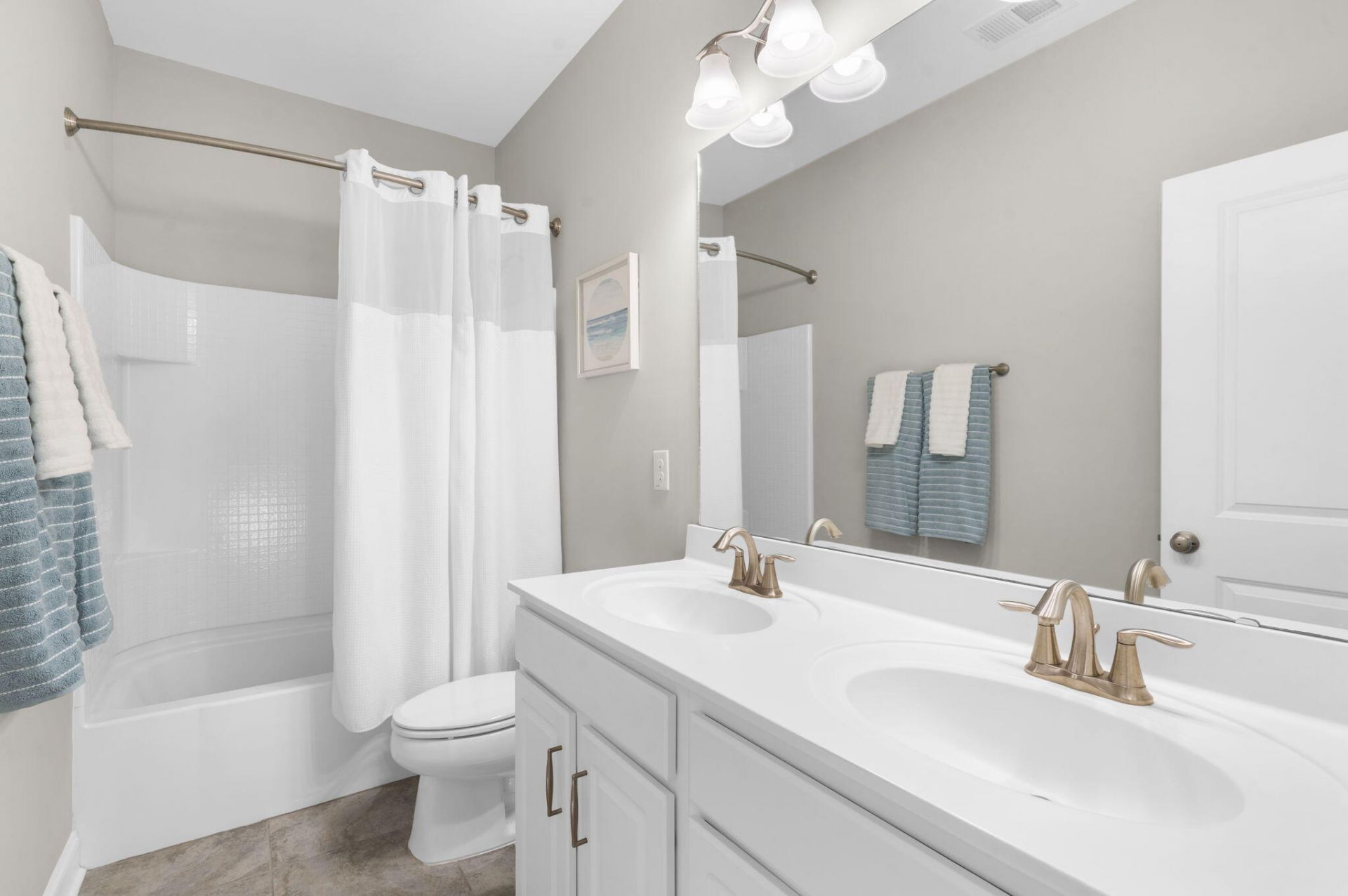 3728 Abercrombie Court Photo 36