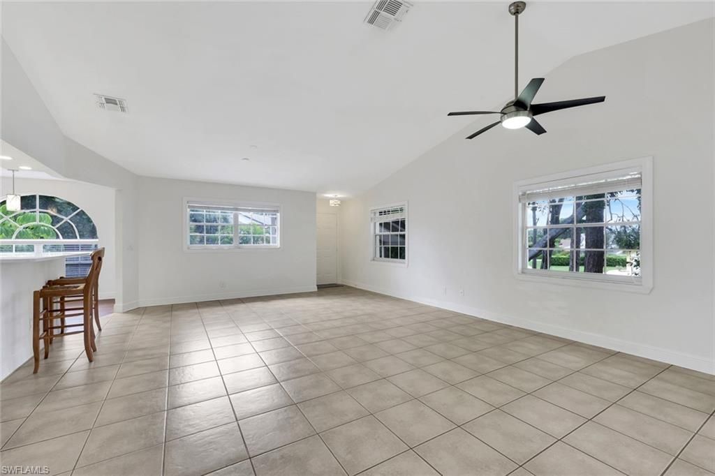 9624 Crescent Garden Dr , Unit 201, Naples, FL 34109 Photo