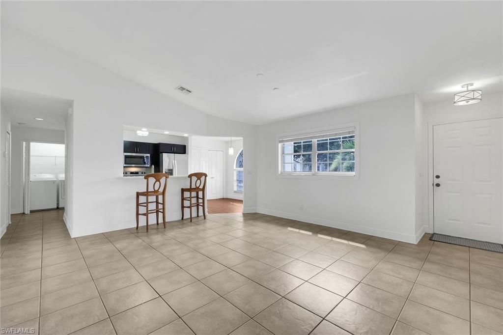 9624 Crescent Garden Dr , Unit 201, Naples, FL 34109 Photo
