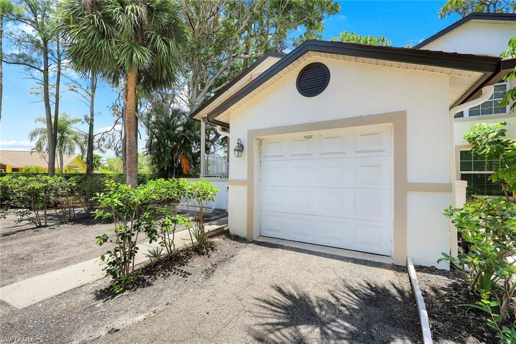 9624 Crescent Garden Dr , Unit 201, Naples, FL 34109 Photo