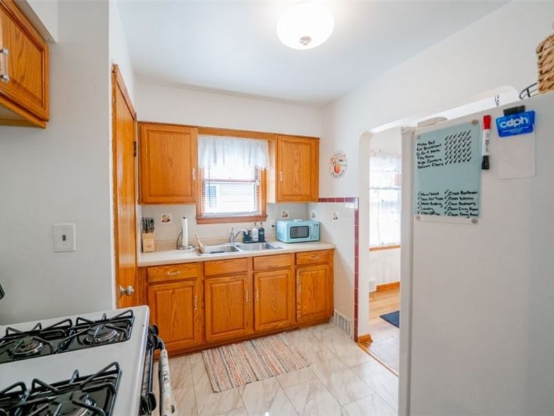 3110 Torrington Avenue, Parma, OH 44134 Photo 13