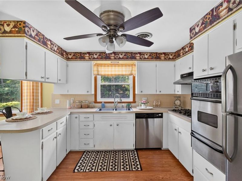 8494 E Wadora Circle NW, North Canton, OH 44720 Photo 12
