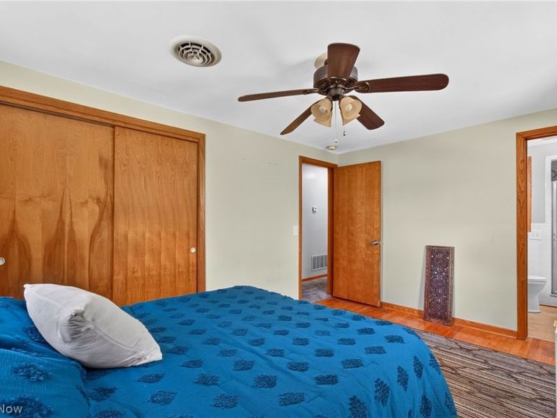 8494 E Wadora Circle NW, North Canton, OH 44720 Photo 17