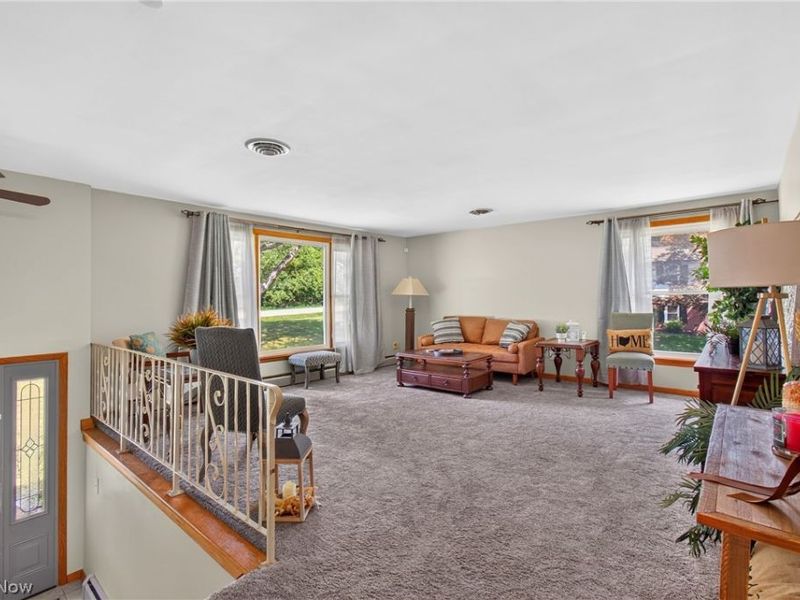 8494 E Wadora Circle NW, North Canton, OH 44720 Photo 8