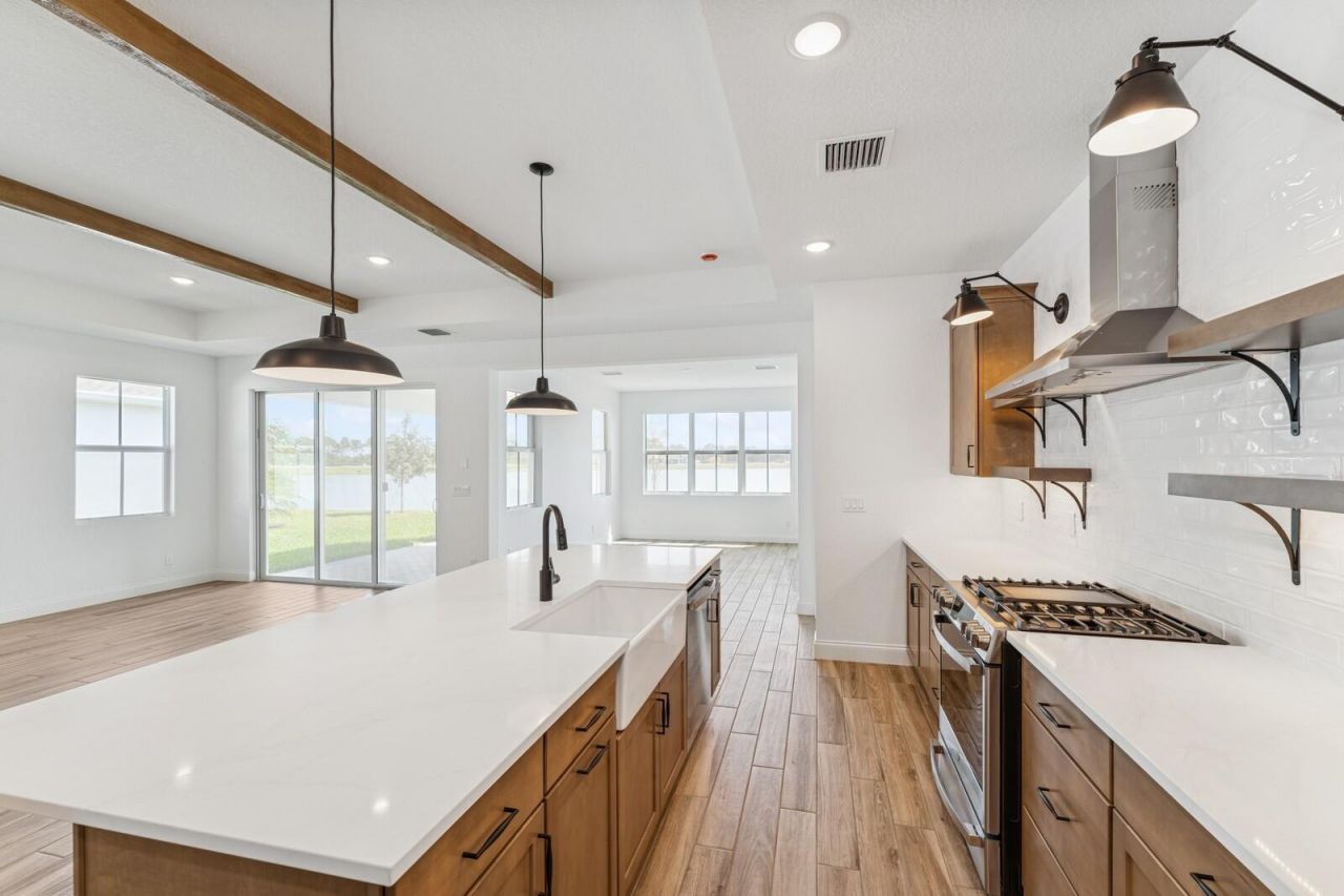 10048 NW Field Flower Trail, Port Saint Lucie, FL 34987 Photo