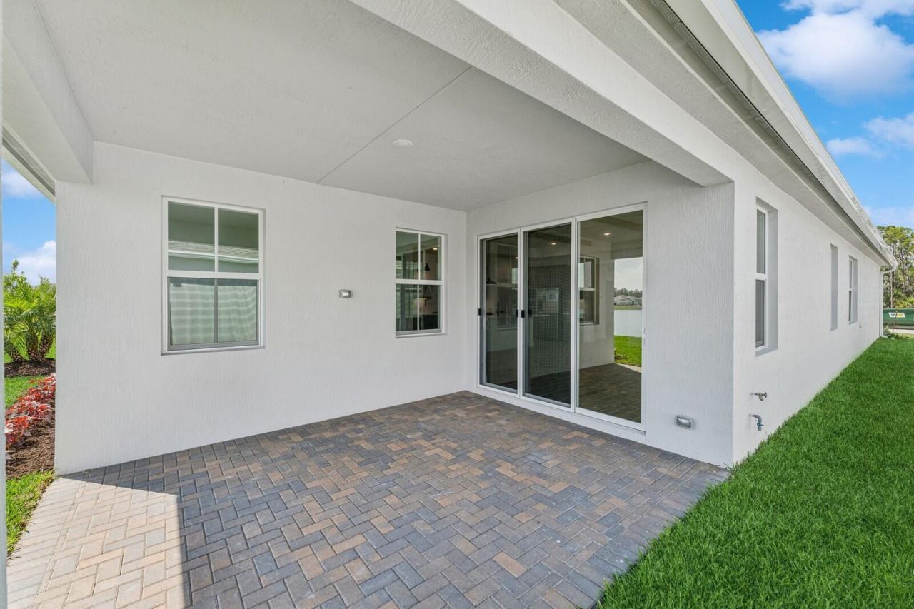 10048 NW Field Flower Trail, Port Saint Lucie, FL 34987 Photo